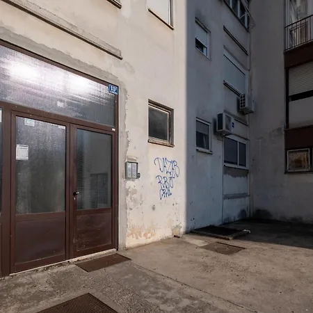 With Wifi - 23521 Appartement