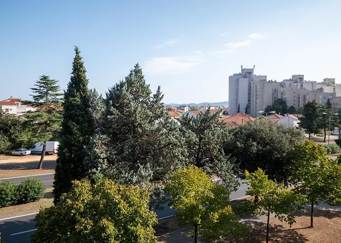 Apartment With Wifi - 23521 *