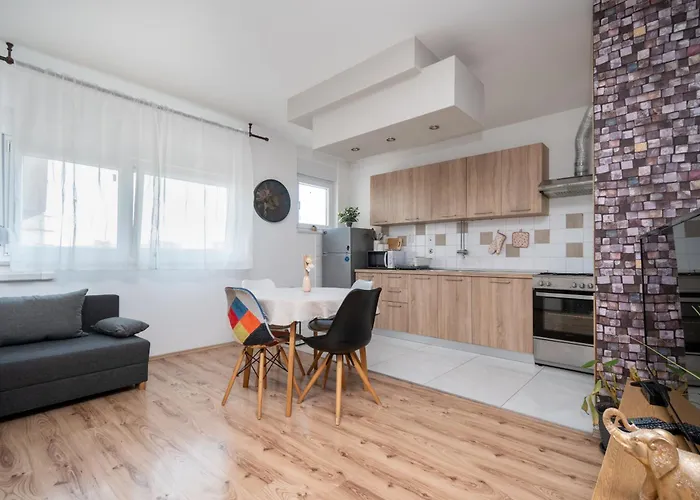 Apartment With Wifi - 23521 Zadar