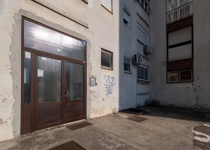 With Wifi - 23521 Apartment